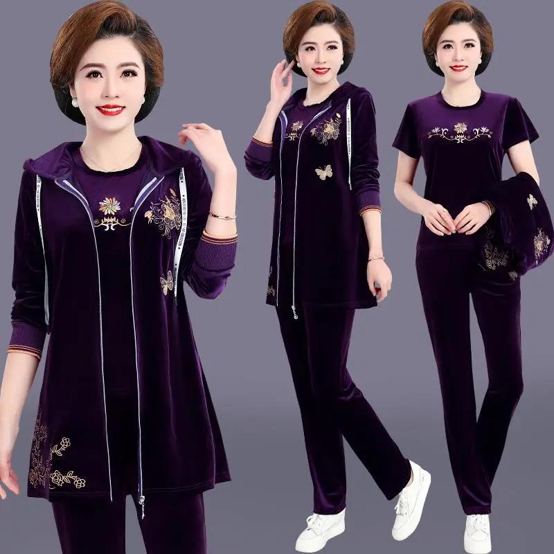 Dámská jarní/podzimní sportovní souprava střední délky: Elegantní souprava halenky a kalhot