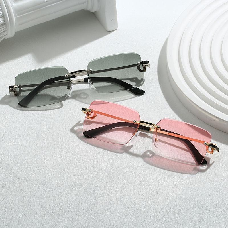 High Quality Rimless Square Metal Sunglasses Women Men Exquisite Fashion Brand Sun Glasses Party Travel Lady Man Glasses UV400