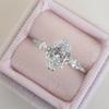 Huitan Elegant Oval Cubic Zirconia Crystal Rings for Women Stylish Female Accessories Party Finger Ring Luxury Jewelry