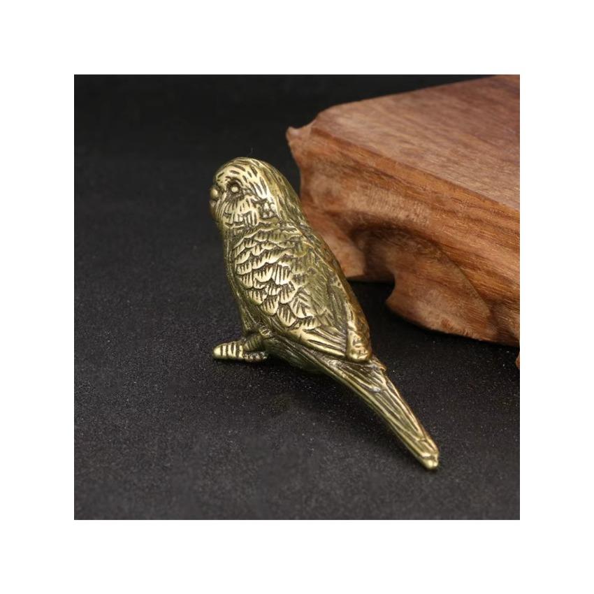 1 Pcs Antique Solid Brass Magpie Figurine - Cute Tea Pet Bird Décor for Office Desk Vintage Handcrafted Collectible Ornaments