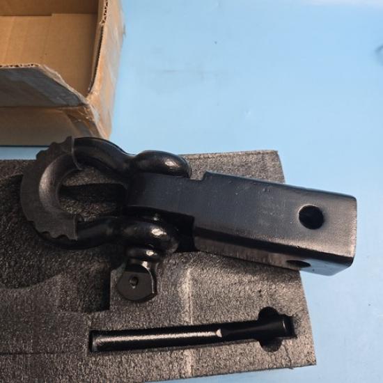 YIYITOOLS 2  Tow Hitch Receiver with 5/8  Screw Pin3/4 Shackle45000Lbs Break ...