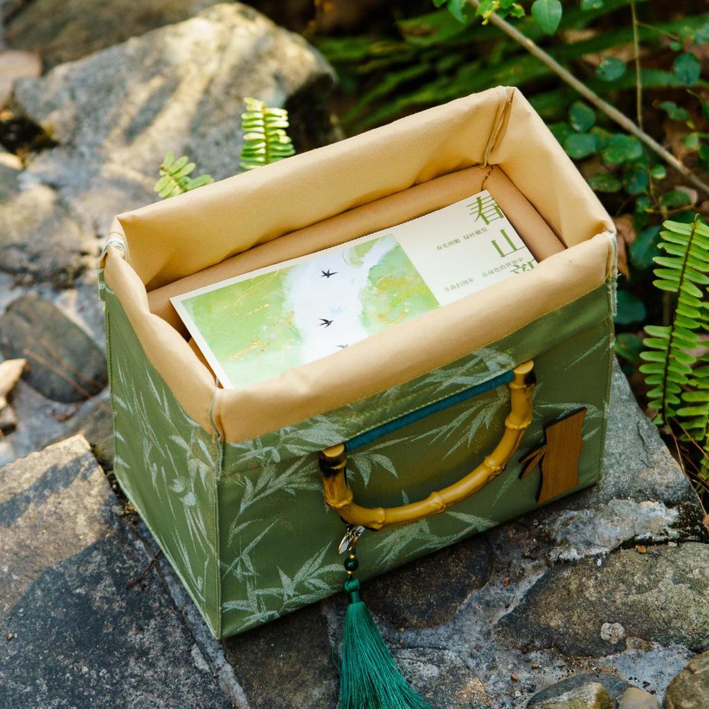 Creative Green Tea Ceramic Canister with Fresh Cloth Bag for Longjing, Maojian, Biluochun, Gyokuro - Empty Gift Packaging Box.