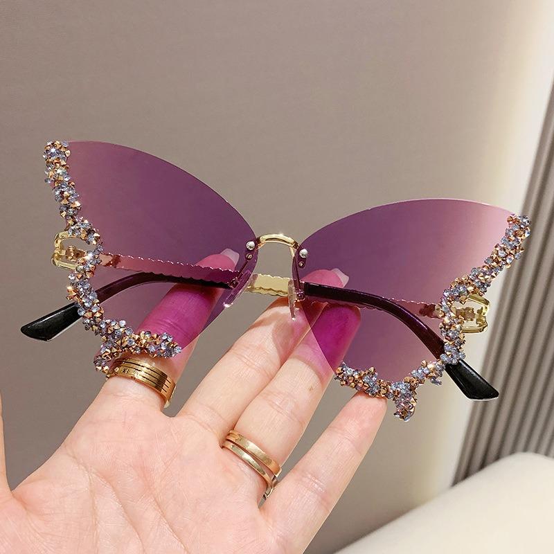 Attractive Glasses Women's 2026 New Luxury Diamond Butterfly Sunglasses For Oversized Rimless Retro Personality Eyewear For Party Dance & Performance
