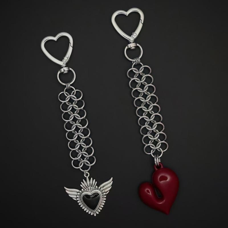 Stylish Love Heart Keychain Eye Catching Key Chain Bag Charm Decorations Fashionable Pendant for Backpacks Wallet