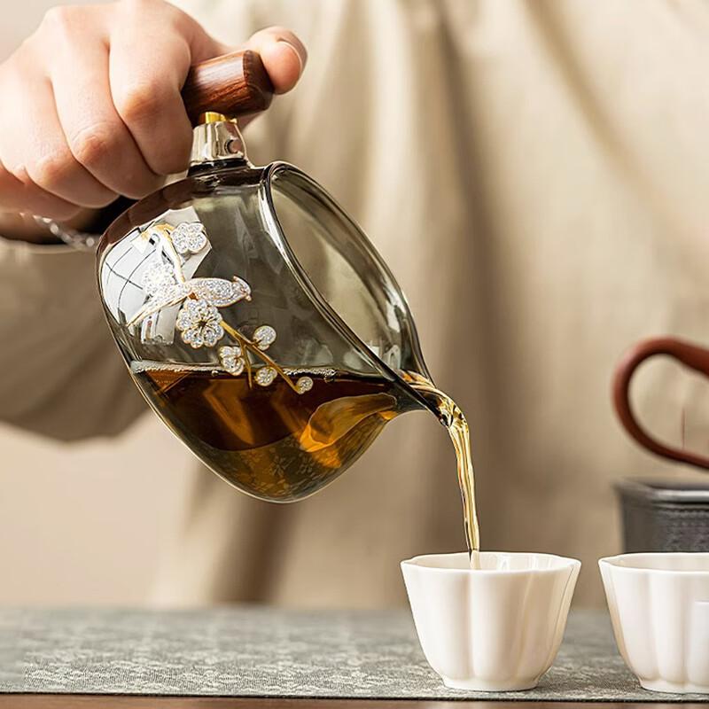 High Borosilicate Glass Fairness Cup with Wooden Handle