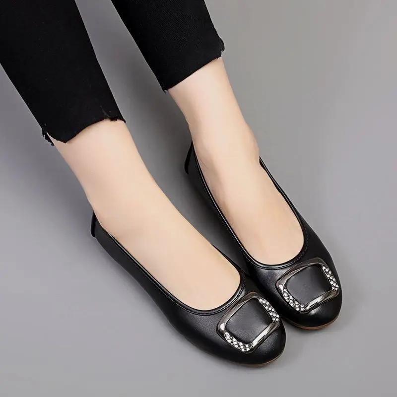 Woman Flats Slip-on Round Toe Comfortable Shoes For Women Social Hot Trendy Cheap Liquidation Non Promotion 2024 Trend Shoe