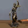Socha Lady Justice Klasická socha Themis Váhy spravedlnosti Pryskyřičná ozdoba Perfektní pro advokátní kancelář Domácí studijní stůl Dekor
