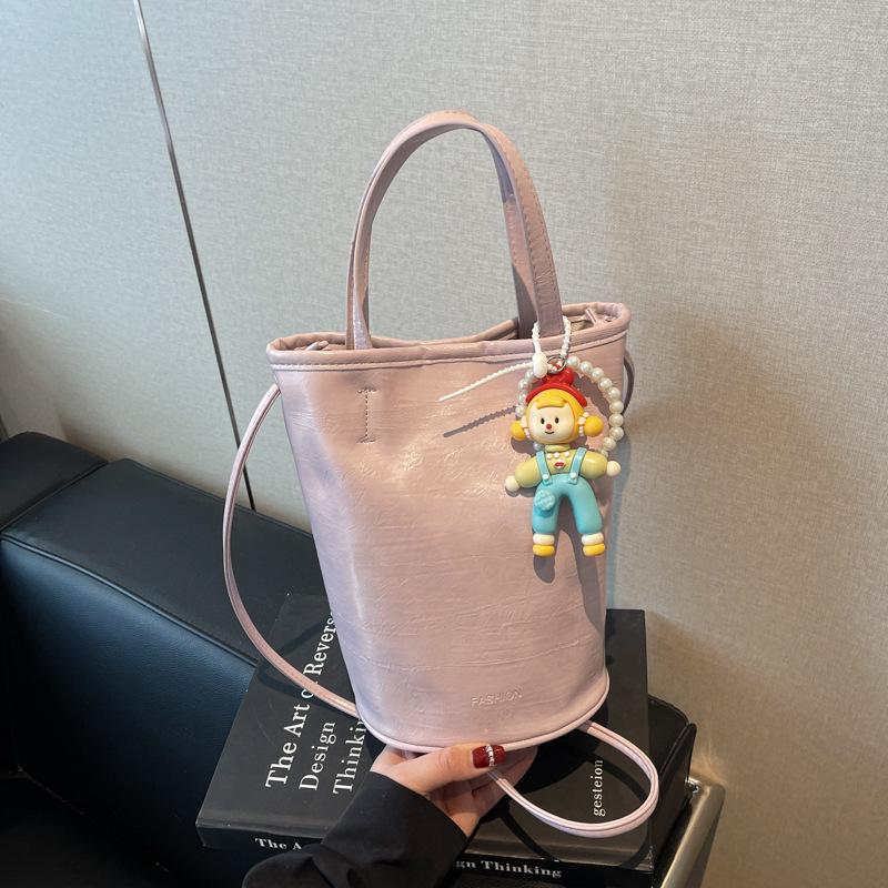 Beliebte kleine Tasche Damen Sommer vielseitig 2025 neu einfache und beliebte Umhängetasche koreanische Version lässige Bucket Bag