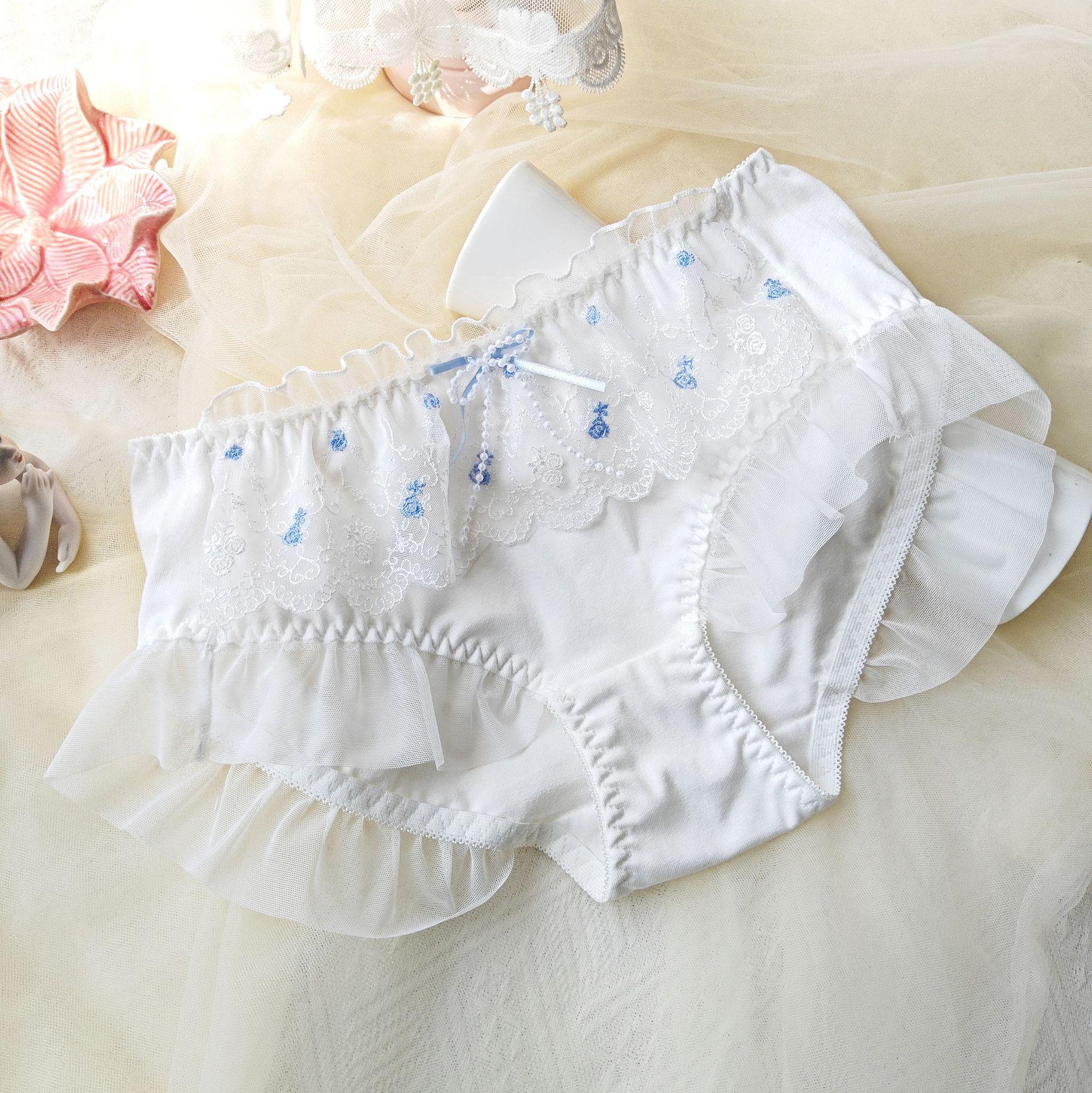 Japanese Style Cotton Embroidered Mid-Waist Cute Women’s Underwear L белый
