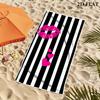 Großes saugfähiges Strandtuch Matte Sommer Poolseite Badetuch Niedliche rosa Lippen Herz Muster Tropische Heimdekoration Strandresort Dekoration Geschenk