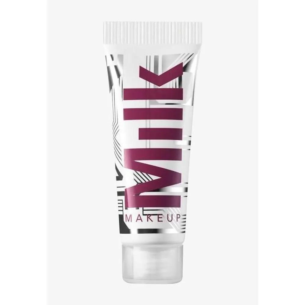 Румяна Bionic Blush от Milk Makeup - Plumberry One Color