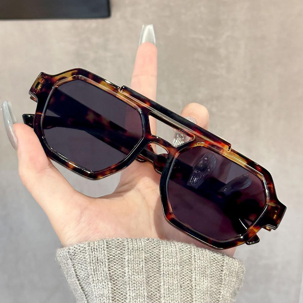 New Arrival Vintage Square Sunglasses Women Men Polygon Sun Glasses Female Oval Eyewear Sunglasses for Male Female Eyeglasses