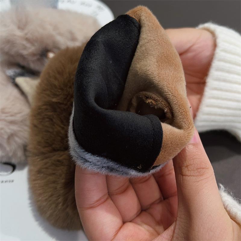 Leopard Print Plush Half-Finger Suede Gloves - Warm, Cute Winter Style for Students