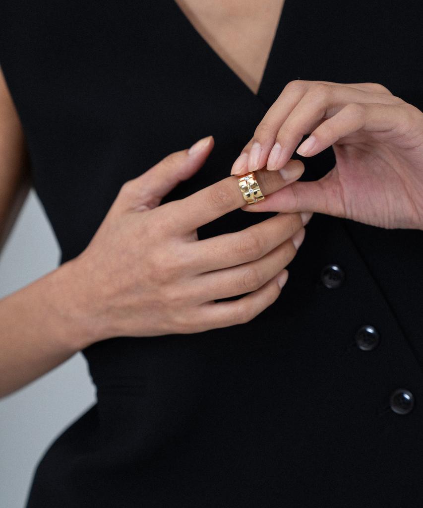 Jnui Grace Ring 14K Gold Plated