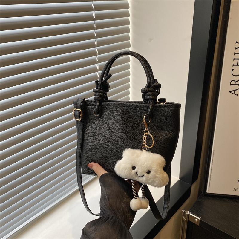 2025 New Small Bag Going Out Handbag Fashion Summer Niche Bucket Bag Women's Handbag Messenger Bag