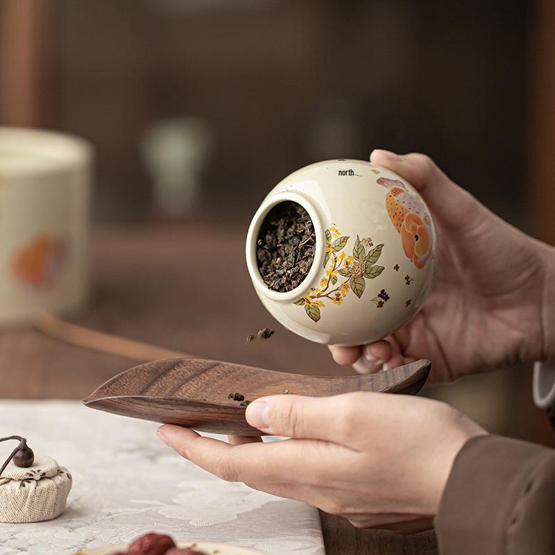 Ceramic Wood Ash Tea Caddy: Moisture-Proof, Fresh-Keeping Storage Jar for Goldfish Design