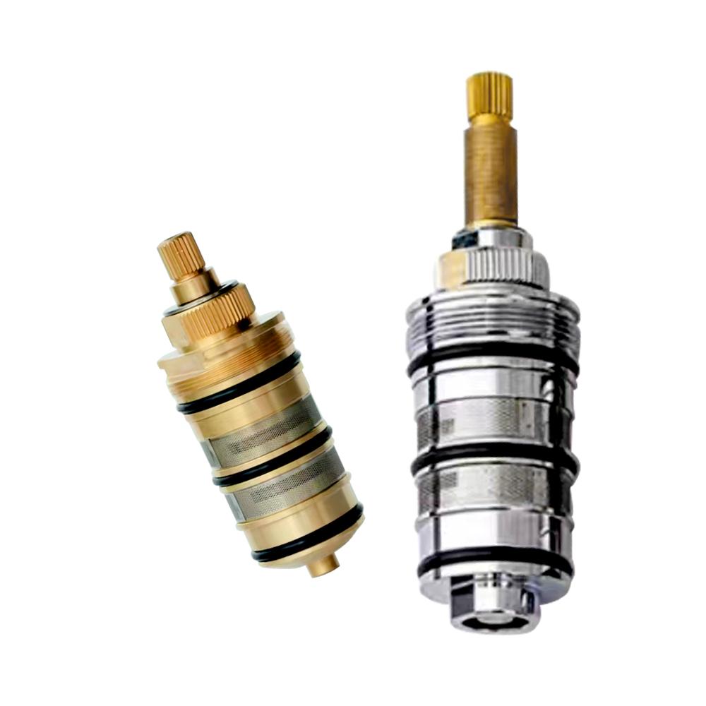 Termostatická sprchová kartuše, mosazná náhrada, regulace teploty, oprava ventilu sprchové baterie v koupelně