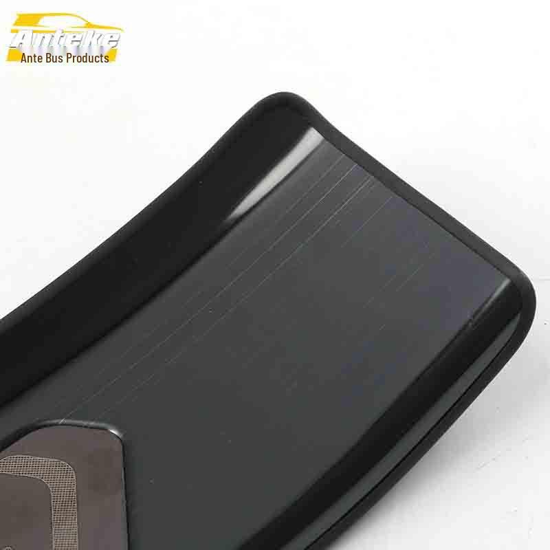 Zhonghua V6 Stainless Steel Welcome Pedal Anti-Scratch Trim Modification