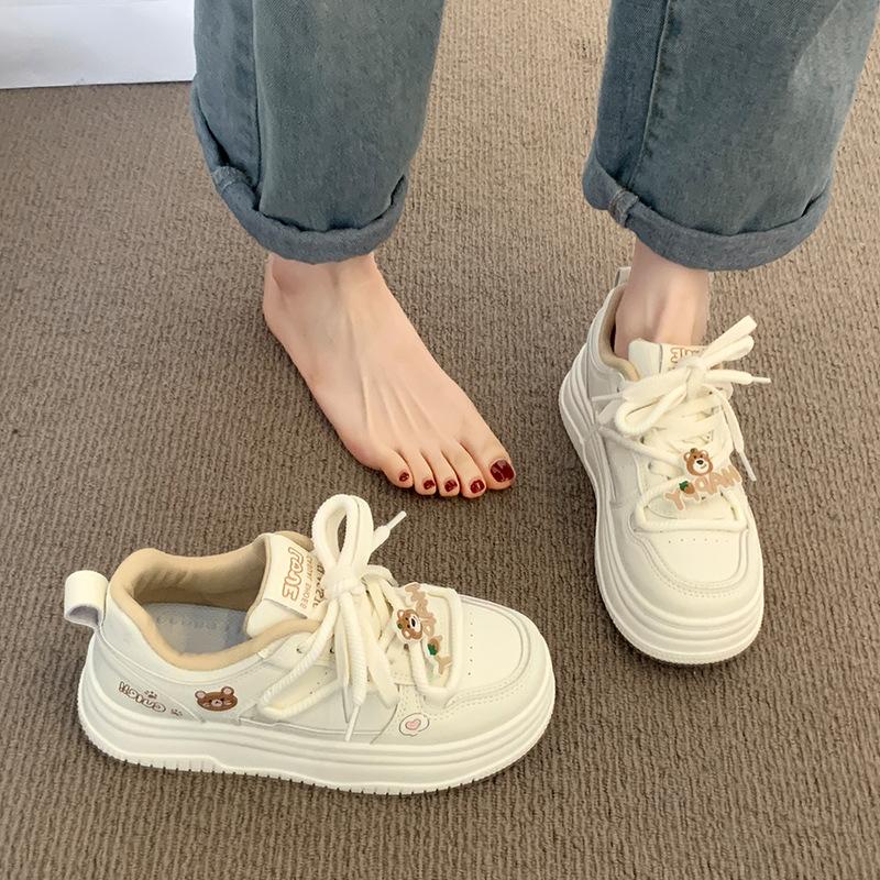 Rosa plattform sportssko damesko vår 2025 ny chic nisjedesign pustende student allsidige boardsko