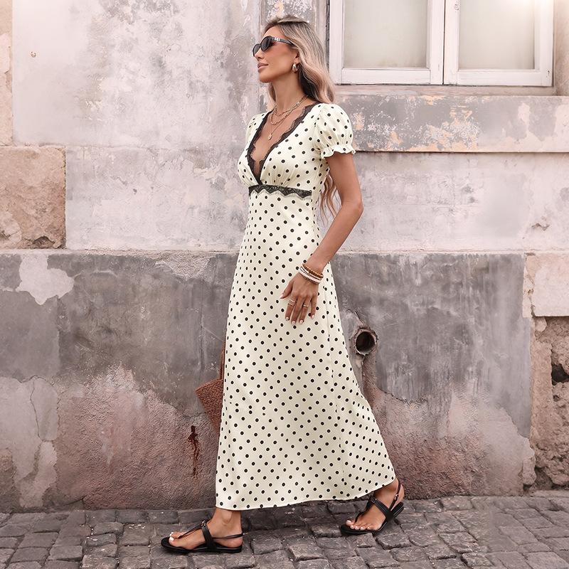 New Retro-style Long Dress with Patchwork of Polka Dots and Lace, Featuring A Deep V-neck and Backless Design.