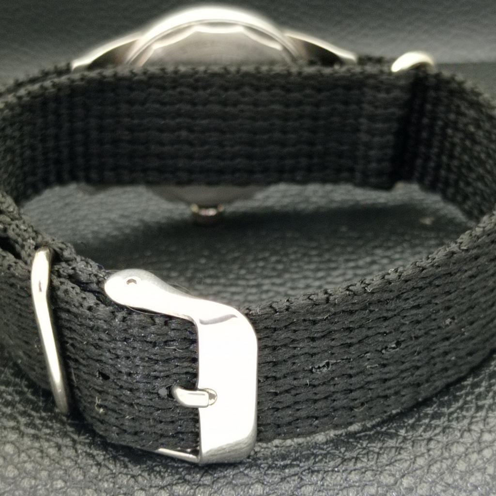 VINTAGE ENICAR STAR JEWELS RUČNĚ NATAHOVACÍ ŠVÝCARSKÉ PÁNSKÉ HODINKY S ČERNÝM CIFERNÍKEM a436437-2 R129-a436437