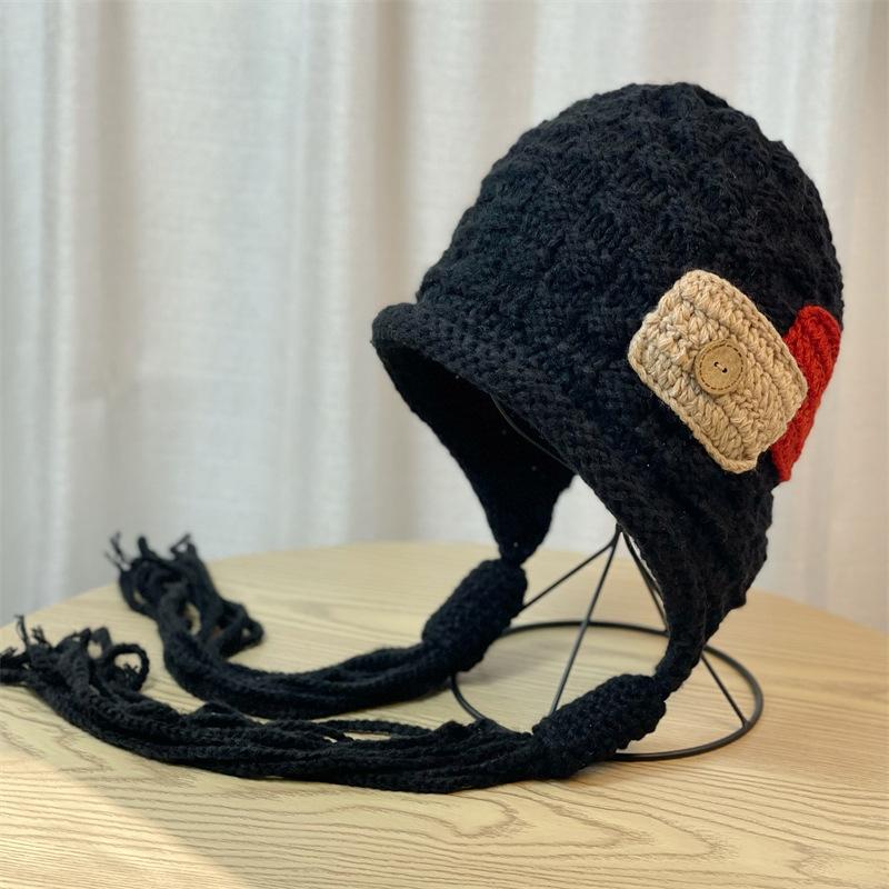 

Trendy women s winter hats, fashionable new hand-knitted tassel winter hats, stylish winter weaves Adult54-62Average Size чёрный