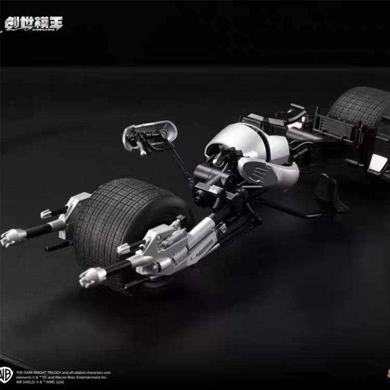 DC Toys The BATPOO THE DARK KNIGHT TRILOGY ASSEMBLY MODEL SERIES Toy Batman Action Figure Model Collect Toys
