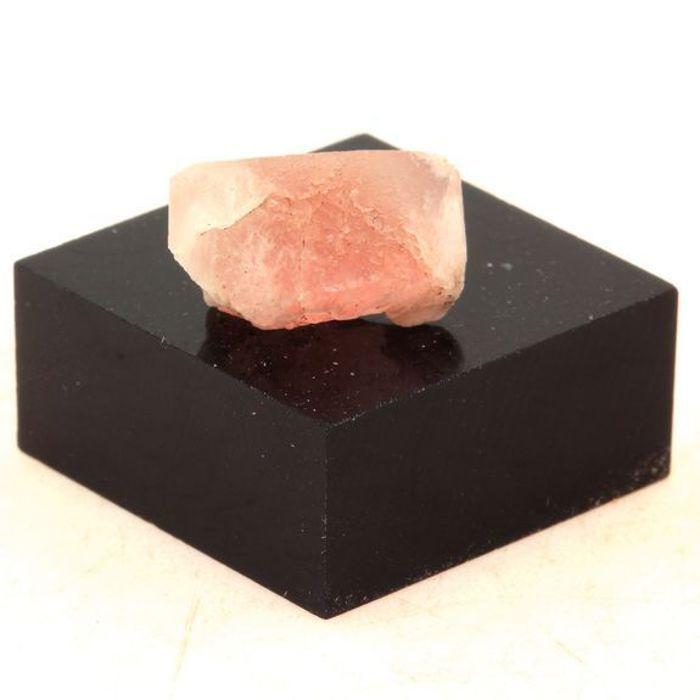Stones and Minerals. Pink Fluorite. 6.02 Ct. Mont Blanc Massif, France.