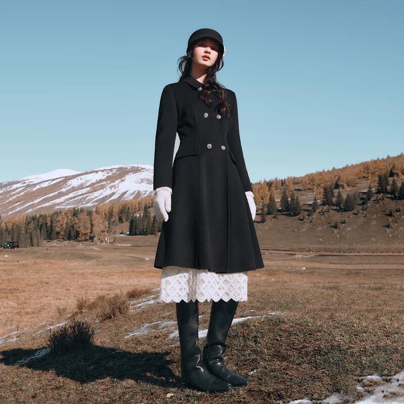 Qiu Shui Yi Ren Women's 100% Lamb Wool Lapel Coat