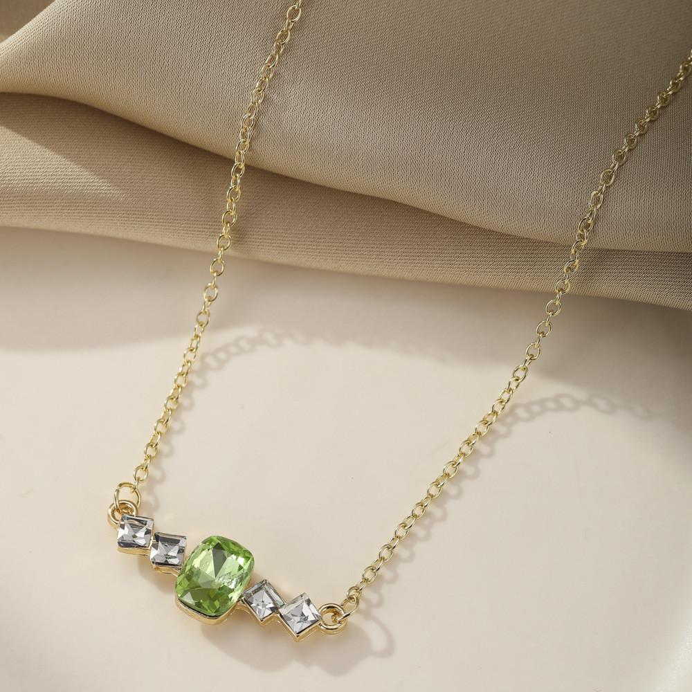 

Copper Unique Colorful Necklace With Eyecatching Zircon Stones Perfect For Casual And Wear Formal Green Necklace