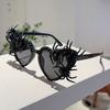 Fashion Shiny Pearl Design Shades Funny Spider Decor Carnival Party White Sunglasses Women Ins Brand Decor Sun Glasses
