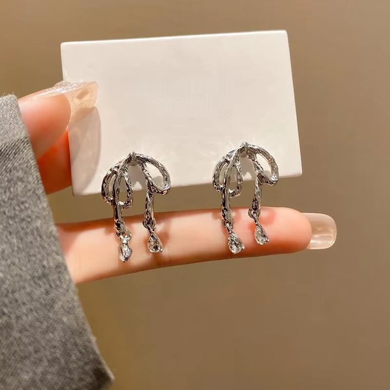 Silver Color Bowknot Stud Earrings for Women Girls Korean Metal Zircon Earrings Wedding Party Fashion Jewelry Accessories Gift