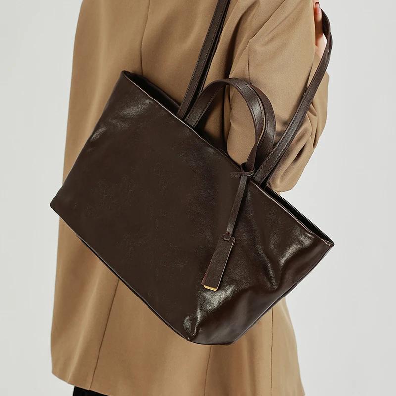 Women's Oil Wax Cowhide Genuine Leather Bag Lady Fashi Real Cowhide Bag Female Luxury Design High Capacity Commuting Handbag