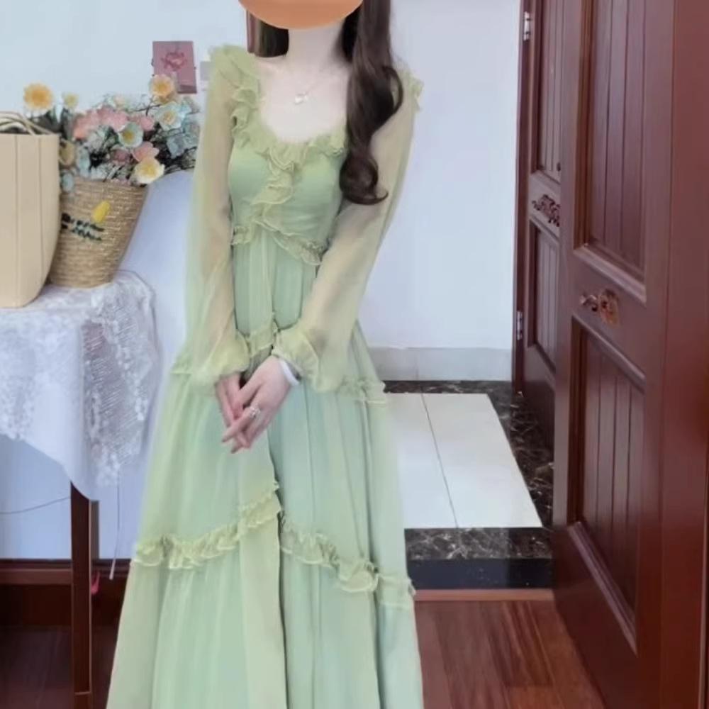 2026 Spring/Summer Trend: French Resort Style Green Chiffon Lace Long Dress