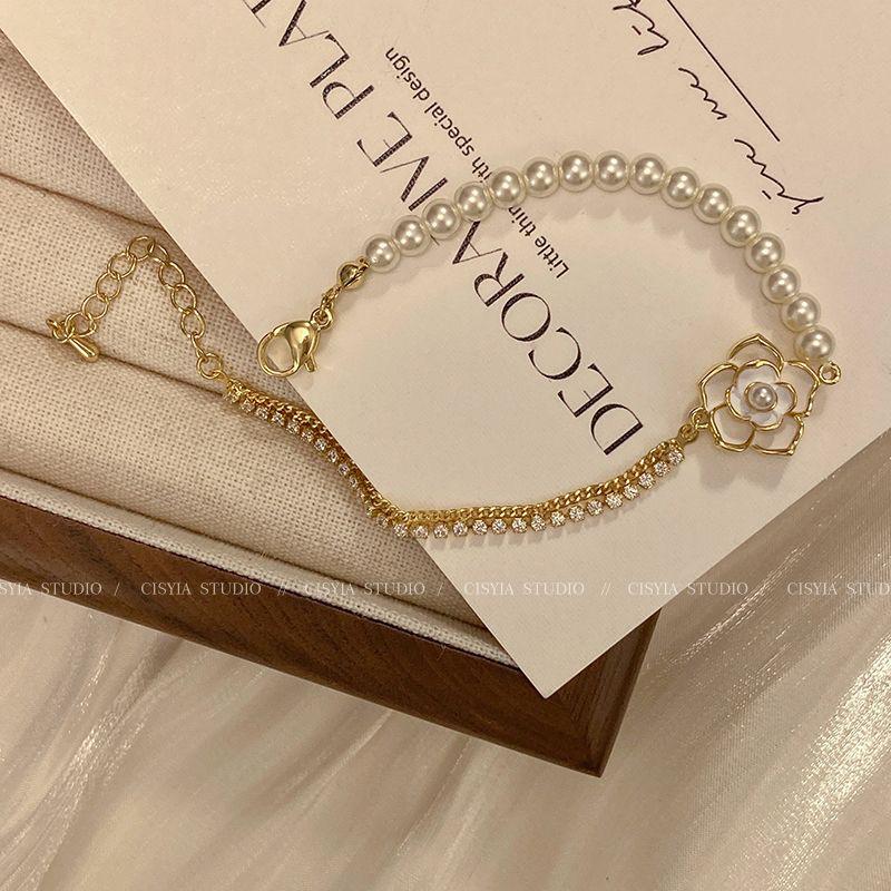 

2024 Высококлассный браслет с жемчугом и камелией для женщин – Элегантная роскошь и изысканный подарок для студентов или лучших подруг