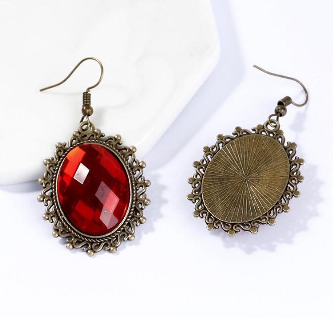 Retro European-American Metal Gem Pendant Earrings - Classic Hot Selling Style