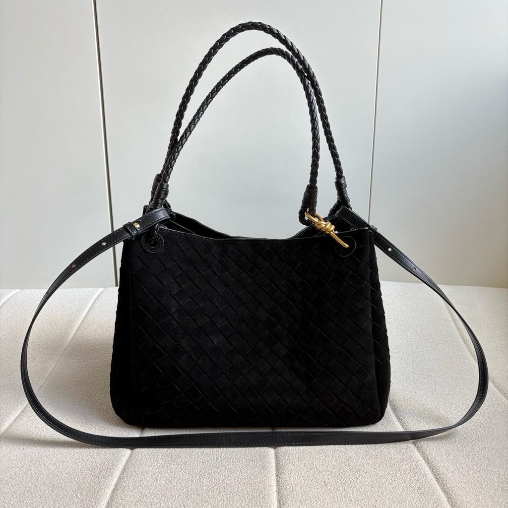 Cross-border First-layer Matte Cowhide Woven Parachute Bag Autumn and Winter Portable Bucket Bag Versatile Shoulder Messenger Women's Bag
