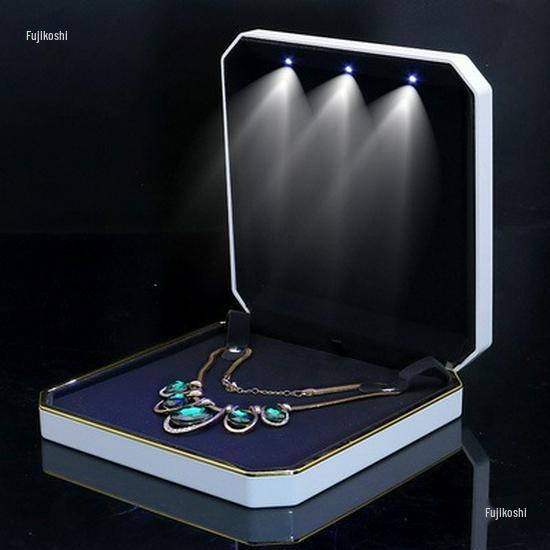 Gold LED Jewelry Set: Necklace & Pearl Three-Piece in Champagne Box