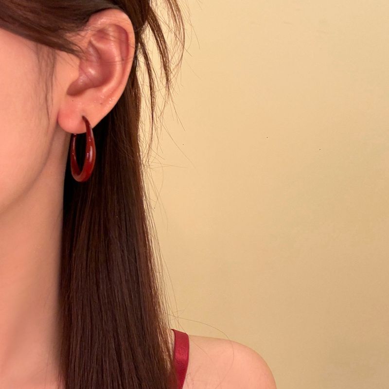 

Retro Red Fancy Elegant Simple Bracelet Peach Tea 3cm wine red ear ring silver needle pair