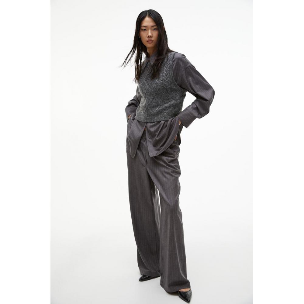 

HM Свитер-Жилет Темно-Серый