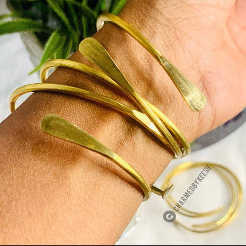 Punk Style Metal Cuff Bracelets For Women And Men With Geometric Design For Travel Gifts