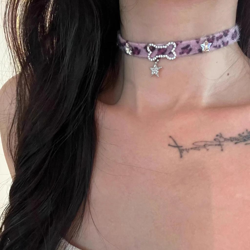Pink Leopard Print Dog Bone Punk Trendy Adjustable Chokers Necklace for Women Girls Plush Fashion Goth Y2K Pendant Jewelry Gift