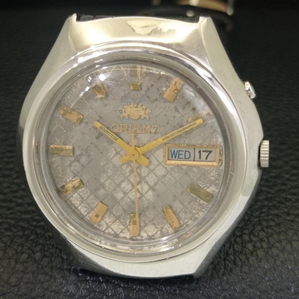 VINTAGE ORIENT AUTOMATIC JAPAN 46941 MENS ORIGINAL DIAL WATCH A703374-1