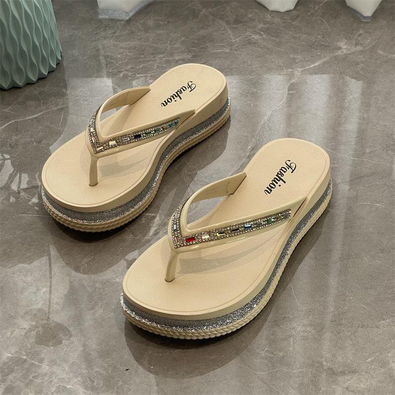 Thick-soled flip-flops women's new summer sandals outer wear toe flip-flops rhinestone fashion slippers