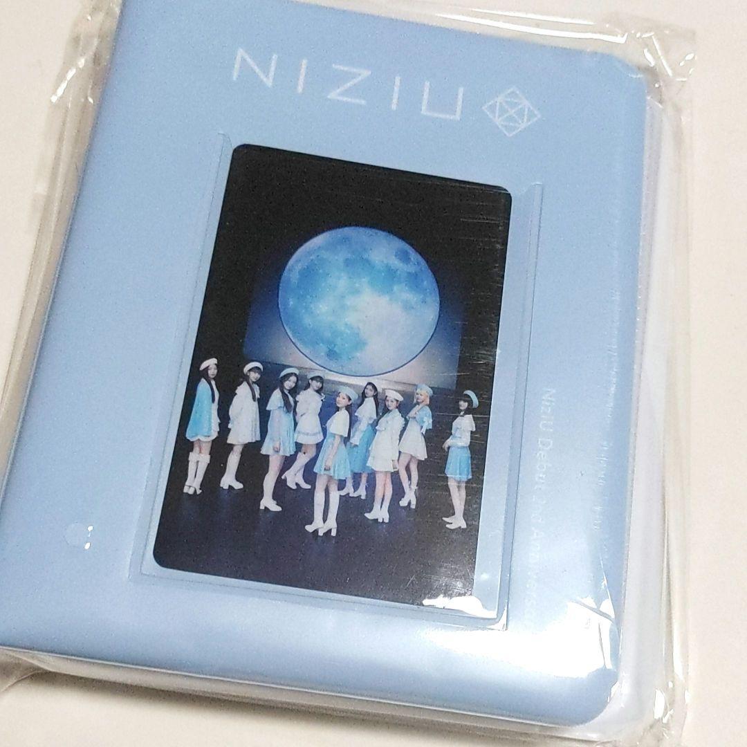 

[USED] NiziU 2nd Anniversary Trading Card Case