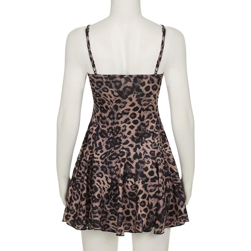 Women's Fashion Sexy Halter Leopard Print Lace Patchwork Receiving Waist Slimming Dress