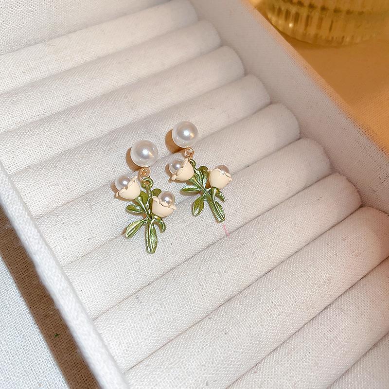 Mori Butterfly Flower Green Earrings Temperament Versatile Stud Earrings Personality Sweet Small Fresh Earrings