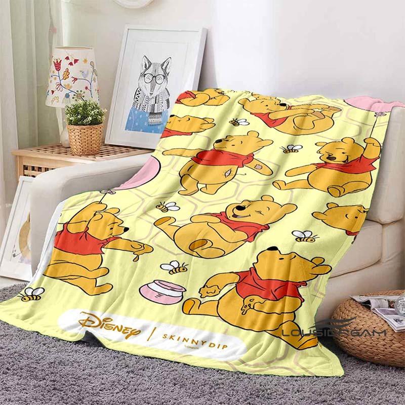 DIY Personalized Name Blanket, Pooh Bear Theme, Soft and Comfortable, Suitable for All Seasons, A Special Gift.