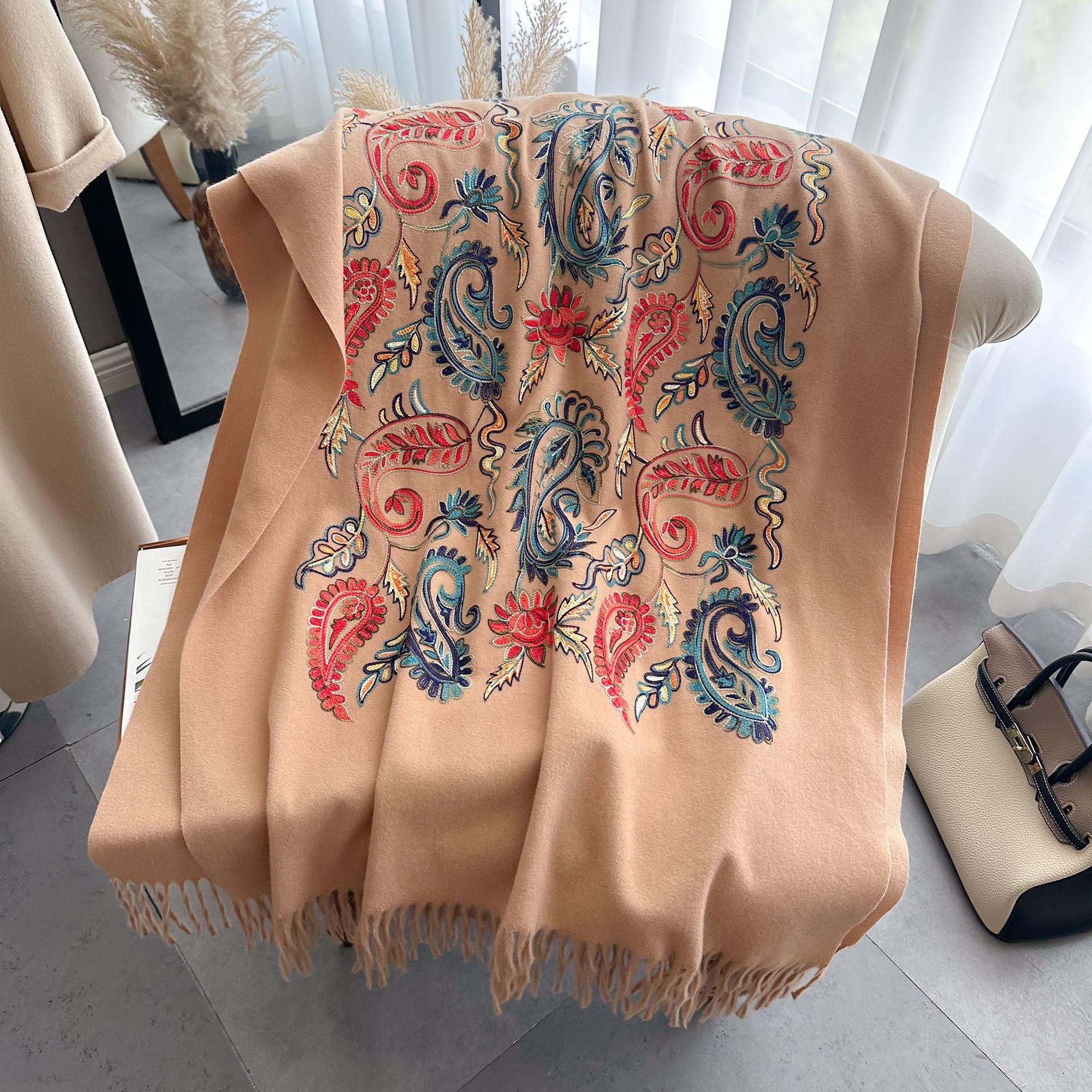 

Winter Warm Cashmere Scarf for Women Paisley Embroidery Pashmina Blanket Thick Shawl Wrap Neckerchief Elegant Poncho Bufanda 65X185cm