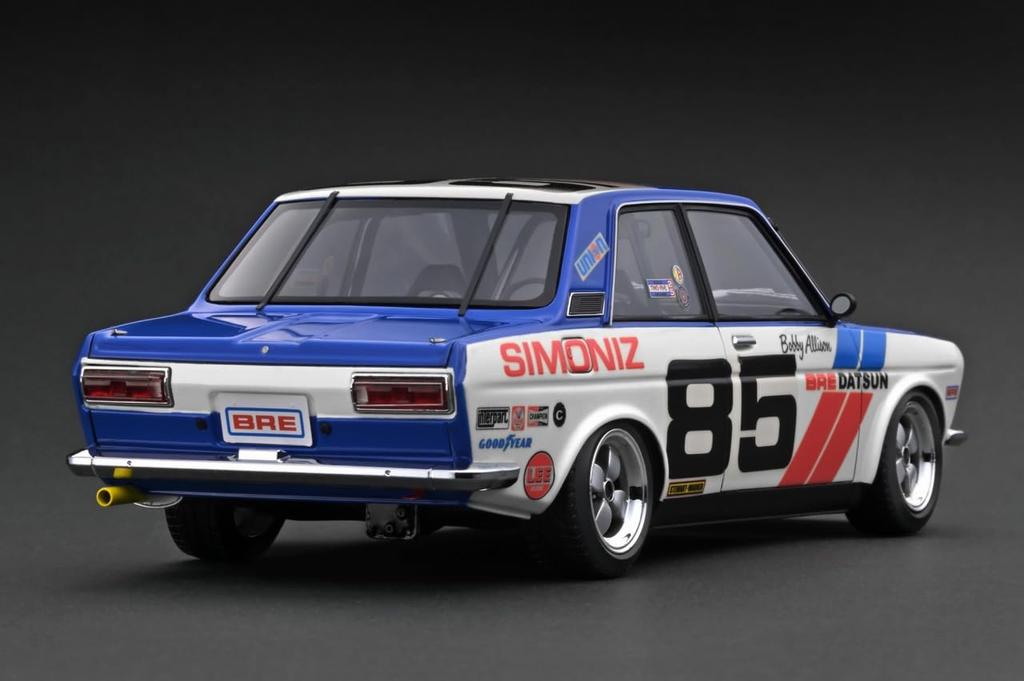 Ignition Model 1/18 Datsun Bluebird (510) White/Blue #85 Finished Product